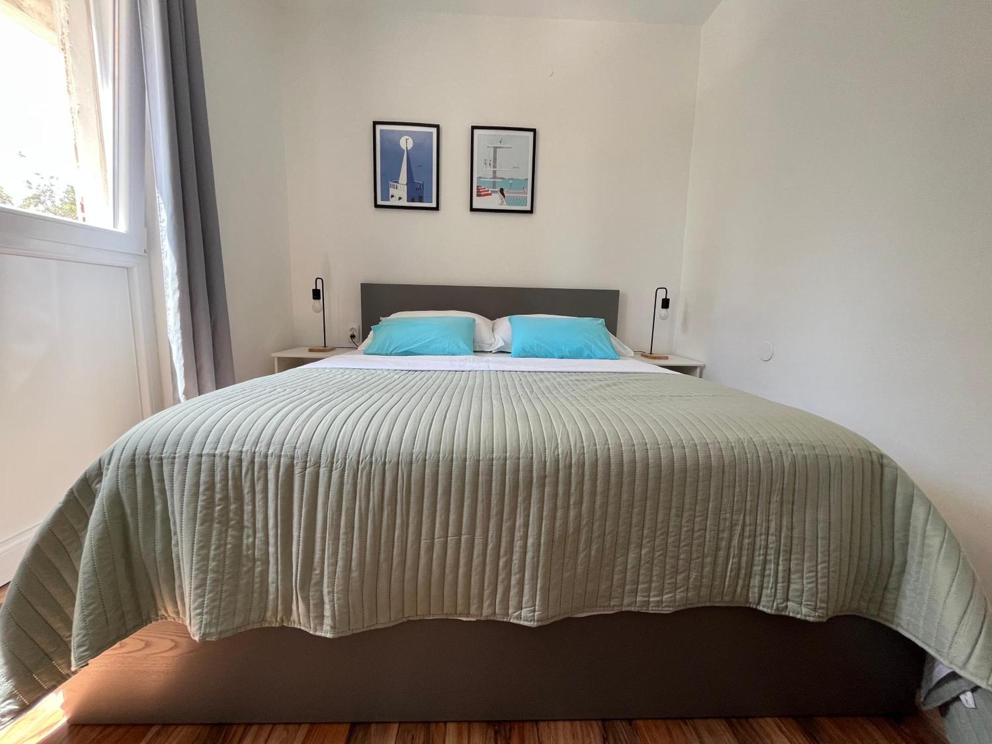 Elvis Apartma *